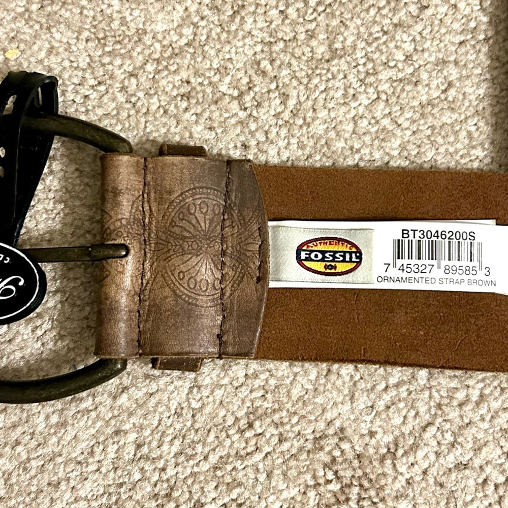 Fossil Brown Leather Belt with Ornate Buckle - Picture 6 of 7